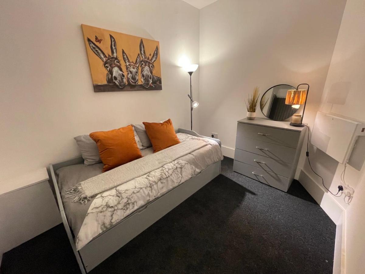 Urban 3 Bedroom Home In Kings Heath-Great Location Birmingam Exterior foto