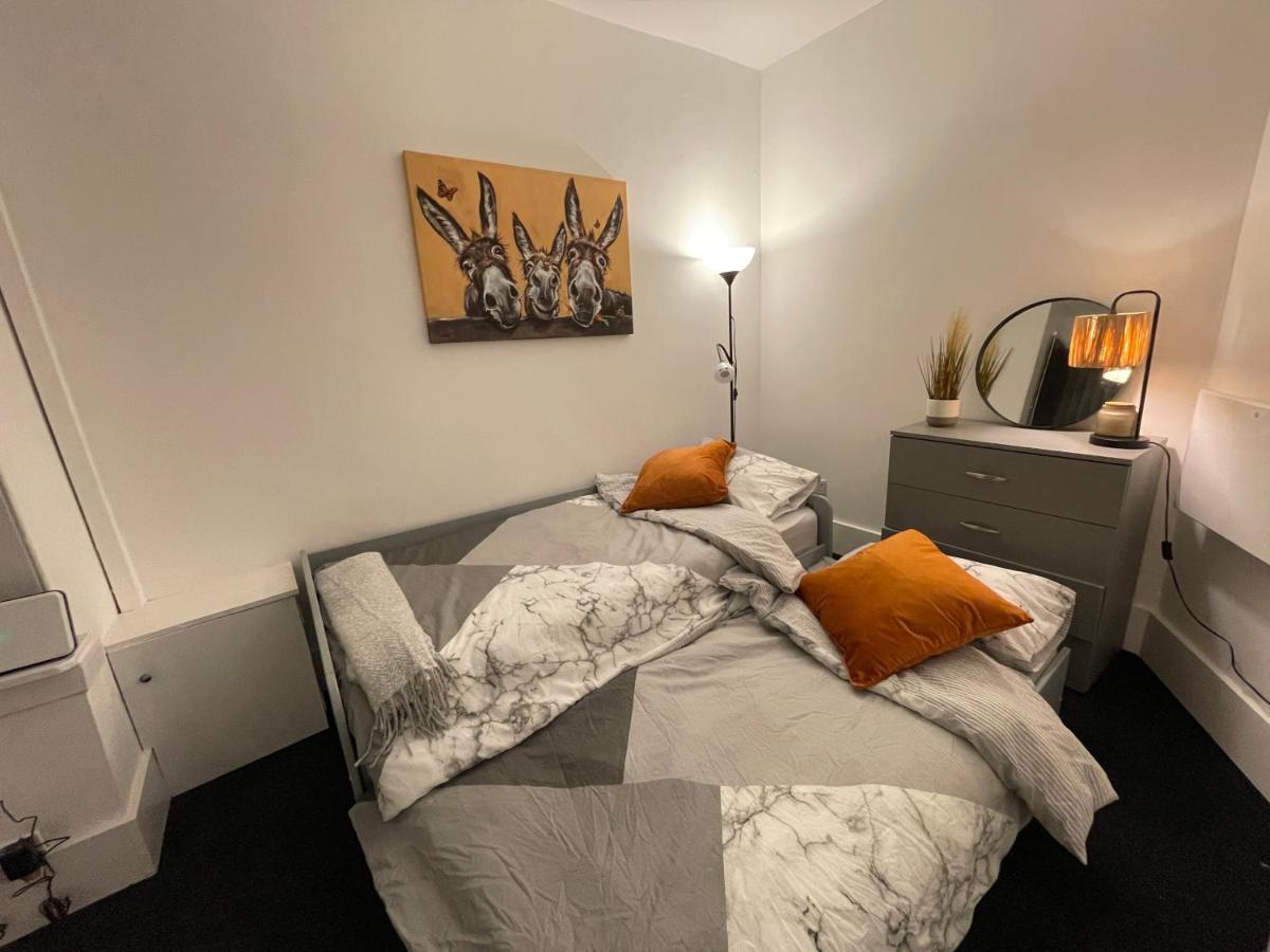 Urban 3 Bedroom Home In Kings Heath-Great Location Birmingam Exterior foto
