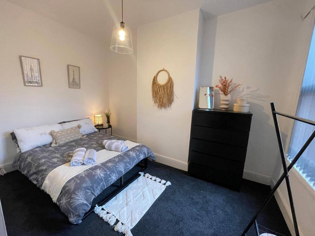 Urban 3 Bedroom Home In Kings Heath-Great Location Birmingam Exterior foto